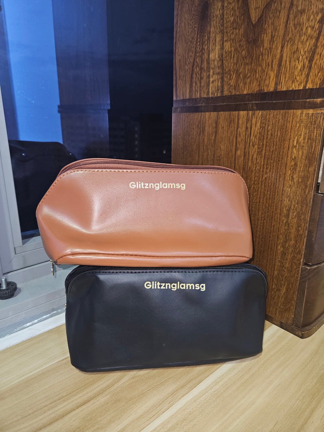 Glitznglamsg travel pouch/case